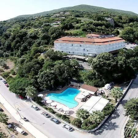 Ξενοδοχείο Golden 3*